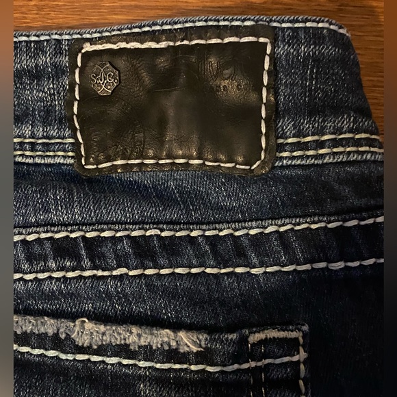 Silver Jeans Suki Stretch Bootcut Size W 28 Thick Stitching Embellished - Picture 8 of 11